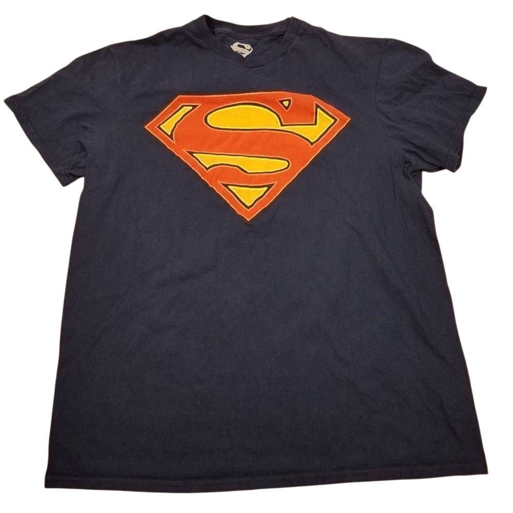 DC Comics Superman shirt M